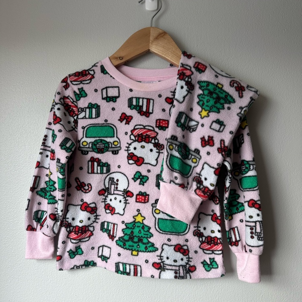 Hello Kitty Pink Christmas Pajama Set